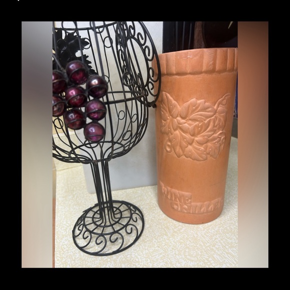 BUNDLE WINE CHILLER, CORK HOLDER